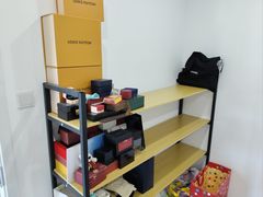 -聚云奢二手奢侈品黄金手表包包回收·中古店(三里屯总店)