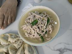 -岳姥姥饺子(泺文路店)