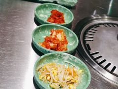 -欧巴炭烤肉오빠숯불구이(南京东路店)