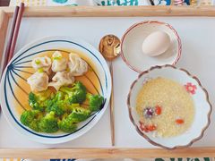 -臻爱住家月嫂育儿嫂(万达店)