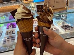 -GODIVA(月星环球港店)