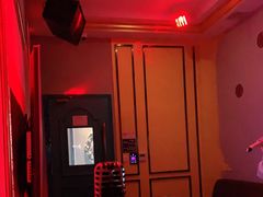 -莹乐迪量贩式KTV(祝桥店)