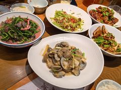 -黄泥岗·地道湖北菜(奥特莱斯店)