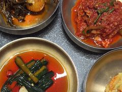 -草家酱蟹炭火烤肉店(珲春南路二店)