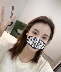 -莲姿娜半永久纹眉皮肤管理