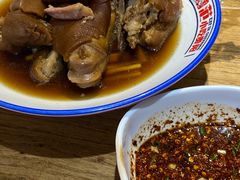 -怪噜范·老贵阳街头名小吃(鸿通城店)