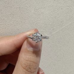 -Zbird钻石小鸟·钻戒婚戒定制高端珠宝私人定制中心