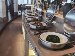 自助取餐区-荣誉国际酒店-云顶旋转餐厅