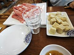 -楼外楼大刀肉传统火锅居(博学路店)