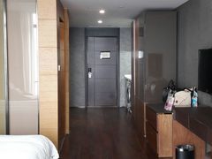 -青岛五四广场海景美仑国际公寓酒店