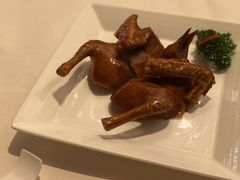 润烧盐香乳鸽-利苑酒家(宜安广场店)