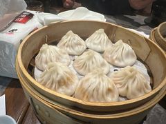 -莱莱小笼·乔艾