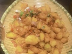 -万重锦·人文川菜馆(骡马市店)