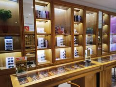 -宝丽眼镜(湖墅店)