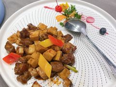 黑椒杏鲍菇爆炒牛肉粒-采蝶轩