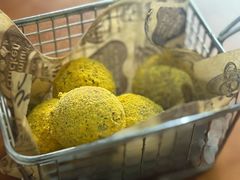 -BHC炸鸡(明洞总店)