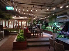 -ROAST coffee & eatery