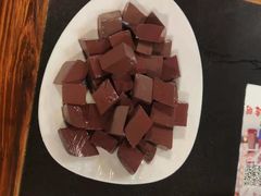 猪血-抚仙湖生态石锅鱼野生菌(告庄店)
