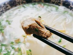 -烤鸭肉夹馍鸭汤店