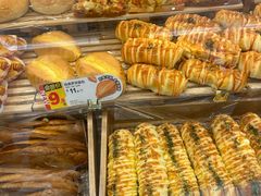 -85度C(生甜甜圈研究工坊·上海松江人民北路店)