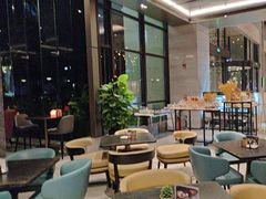 -星河吉酒店-BOND大堂吧·咖啡·简餐