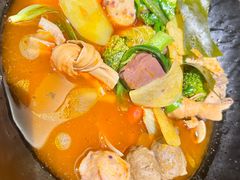 -万记麻辣烫国展总店