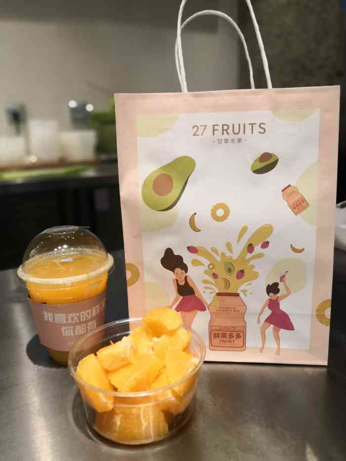 27fruits甘草水果(coco park店)-"网红连锁店,位置也是在热闹的购物