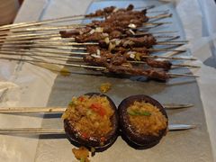 -三个大叔烤羊肉串·炭炉砂锅菜(西三旗店)