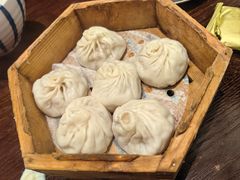 鸡汁汤包-古都历食南京菜·烤鸭·鸭血粉丝·汤包(南京博物院店)