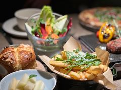 -九月里.自由花园餐厅