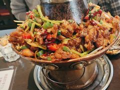 -川流不息·地道川菜·小龙虾(松东路店)