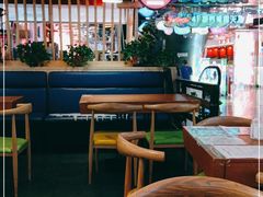 大堂-华莱士炸鸡汉堡(崇文门搜秀城店)