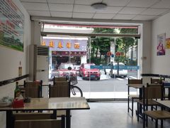 大堂-河间正宗驴肉火烧(听海居店)