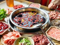 -九尺赵老四鲜鹅肠火锅