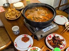 -猫爷的腔调·黔小馆(交大医学住宅区店)