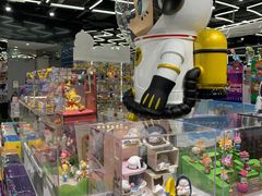 -泡泡玛特POPMART(侨福芳草地店)
