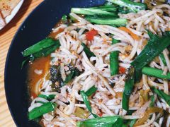 炒饵丝-阿昌白族石板烧(大理古城店)