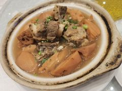 骨筒焖莲藕-香山家宴