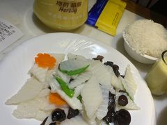 -大城小院饭店(博隆广场虹桥店)