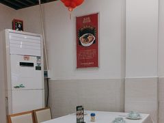 -五谷芳乳鸽王(梅沙老店)