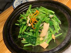 砂堡养生野菜-小放牛炒菜馆(中山路乐汇城店)