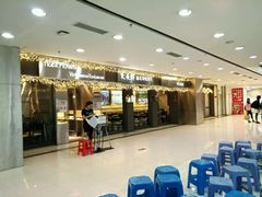 门面-大头虾越式风味餐厅(光明广场店)