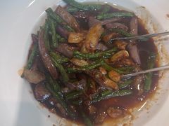 -海派美食·家宴海鲜青岛菜·石锅鲽鱼头(东方城店)