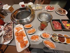 -黑金·寻焰自助百汇·烤肉·火锅(中街店)
