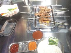 -马路牙子烧烤音乐酒馆(望京店)