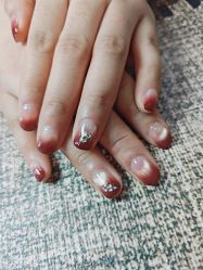 -拾光美甲美睫半永久