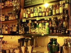 -城墙外BAR