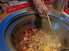 -山里屯铁锅炖·东北菜(康桥店)