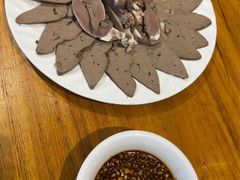 -一群羊手扒肉·火锅·早茶(远东公寓店)