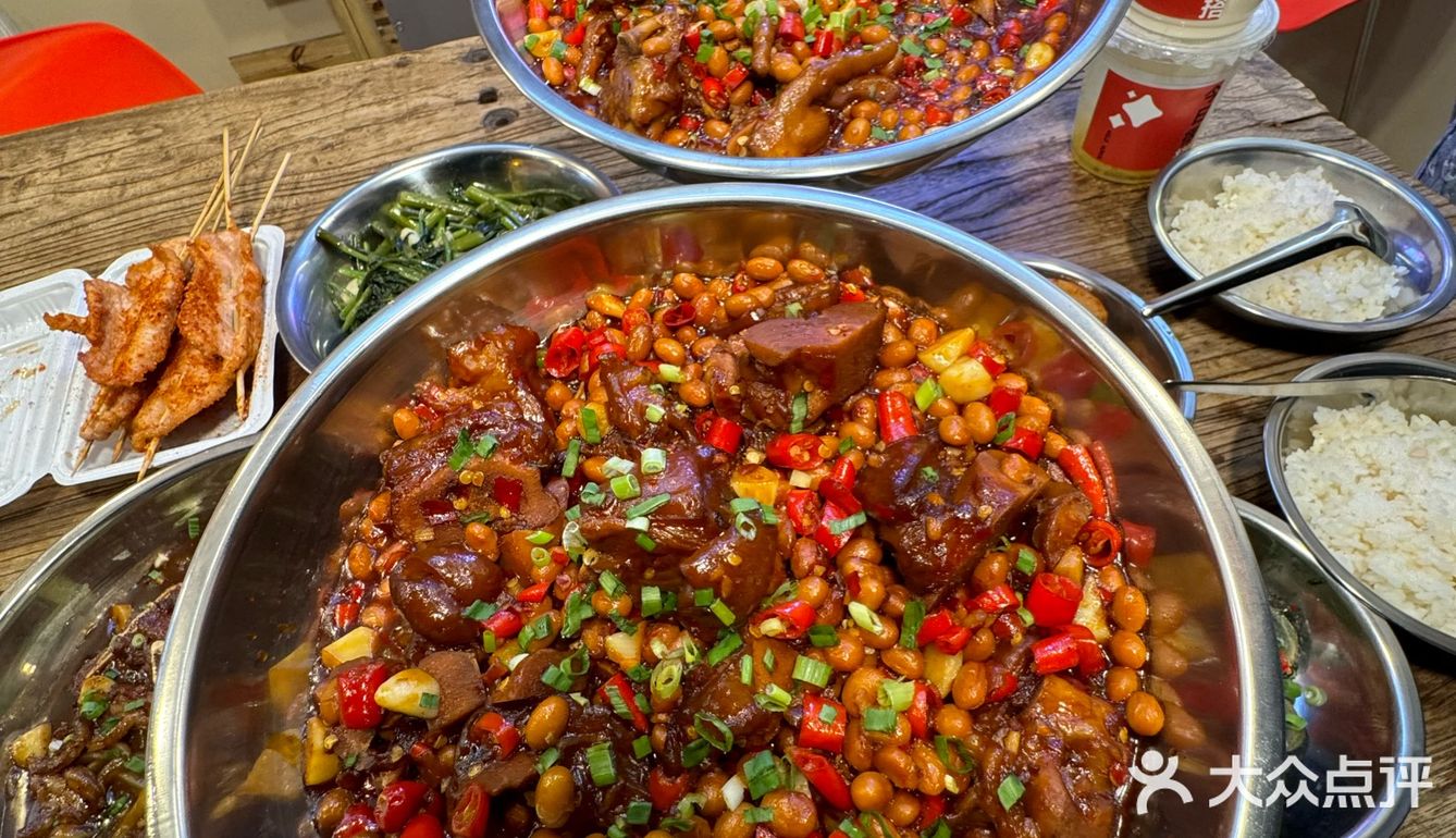  沈阳彩电塔新开的！！！巨巨巨巨好吃。。。🥺